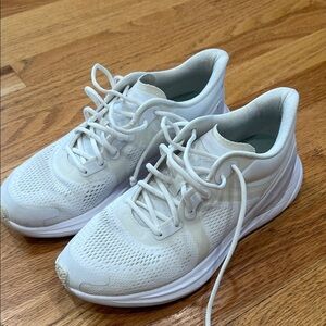 Lululemon Blissfeel White Running Shoes Womens Sz 8 Sneakers almost new